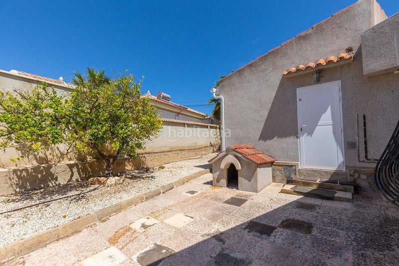 Foto 4215a828-b0a9-448d-b9c8-2ffe6cfc953e. Casa amb piscina a Centro de la Ciudad Quesada Rojales