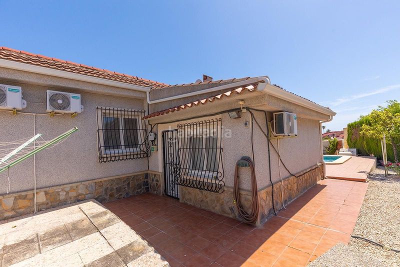 Foto 89600acd-92fd-4636-bfc2-3ab22d962c42. Casa amb piscina a Centro de la Ciudad Quesada Rojales