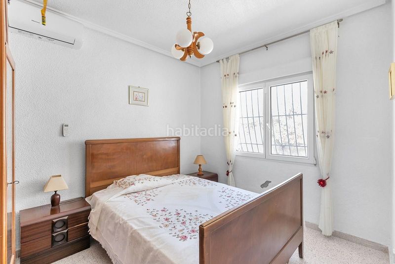 Foto 903de9cb-08df-4799-8511-152bb0981b4e. Casa amb piscina a Centro de la Ciudad Quesada Rojales