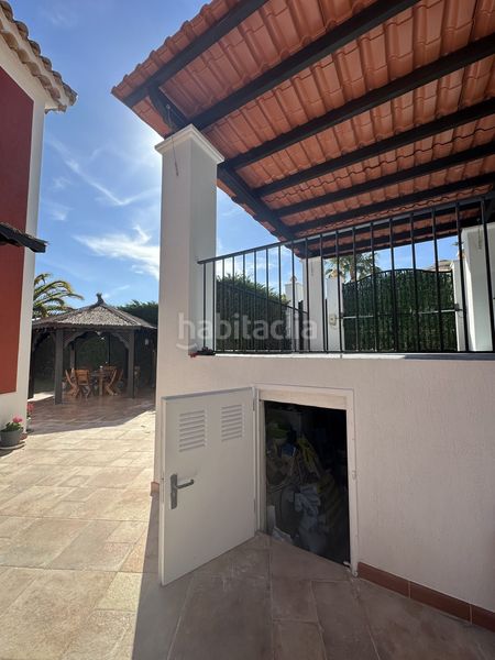 Foto 40b2a470-b0af-4f01-9a26-df39878c8476. Xalet amb piscina a balcón de Finestrat-terra marina Finestrat