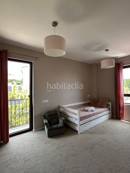 Foto ca1df786-b6e6-44f2-bed5-2c502e853c92. Xalet amb piscina a balcón de Finestrat-terra marina Finestrat