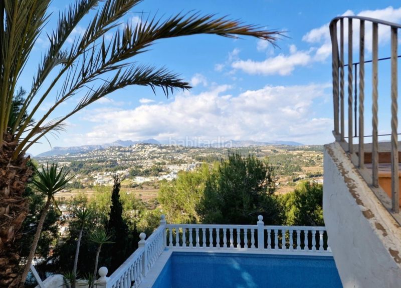 Foto 7a154110-a93a-482a-9482-91bf30f648a1. Xalet amb calefacció aparcament piscina a Paichi Moraira