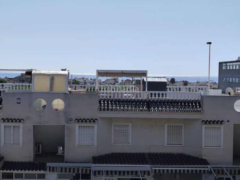 Foto 26bd3036-89cb-4adc-86d1-85cf839c1509. Casa amb piscina a Aguas Nuevas Torrevieja