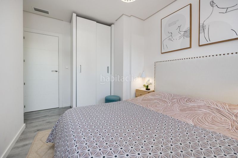 Foto 1b737e85-30fa-46dc-a189-d2d625b1a288. Apartament amb piscina a Villamartín-Las Filipinas Orihuela