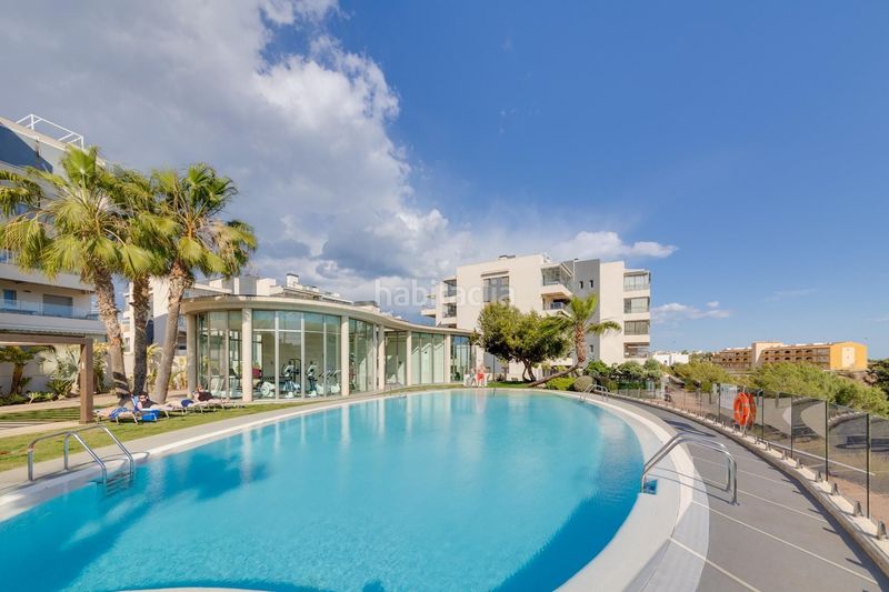 Foto b72ceef5-f212-422f-a62a-af3e80180828. Apartament amb piscina a Villamartín-Las Filipinas Orihuela