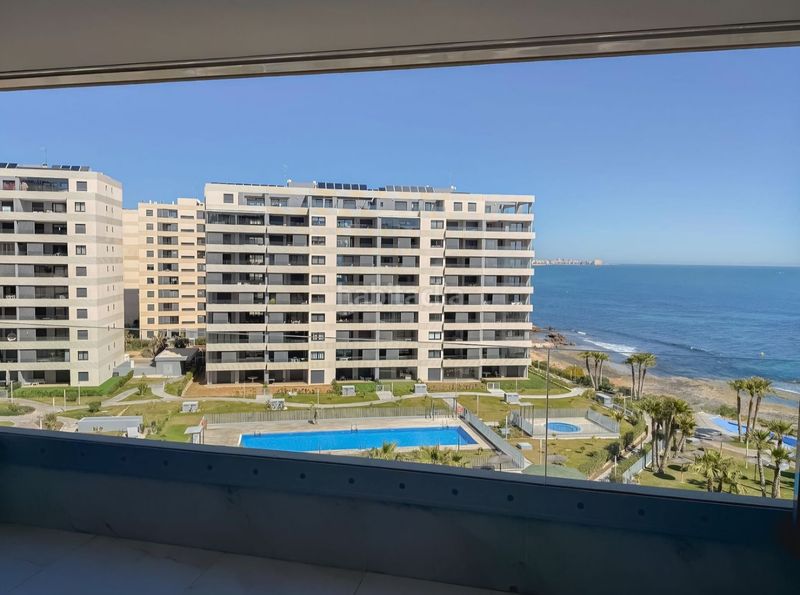 Foto 499fb0bf-eb3d-419e-8da5-2ff49d6230c2. Apartament a Punta Prima Torrevieja