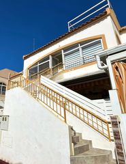 Casa a Zona Carrefour - Urbanizaciones. Bungalow de dos dormitorios en la planta alta en la zona de el l