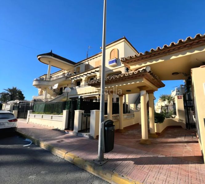 Foto da66e338-9435-42e2-922c-5345b0e7f80a. Apartament amb piscina a Miramar - Torre del Moro Torrevieja