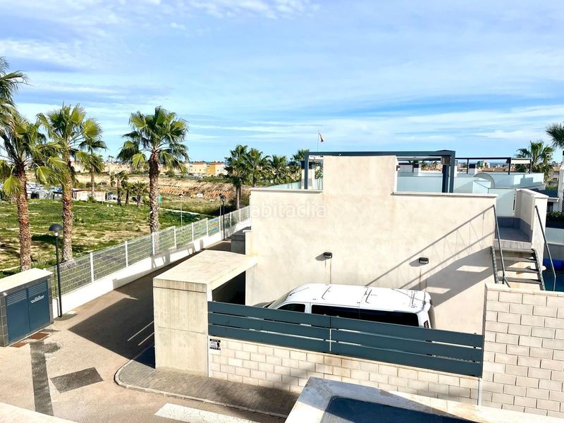 Foto d9714482-5fc2-483f-ab18-05c724e44f29. Casa adossada amb piscina a Lomas de Cabo Roig - Los Dolses Orihuela