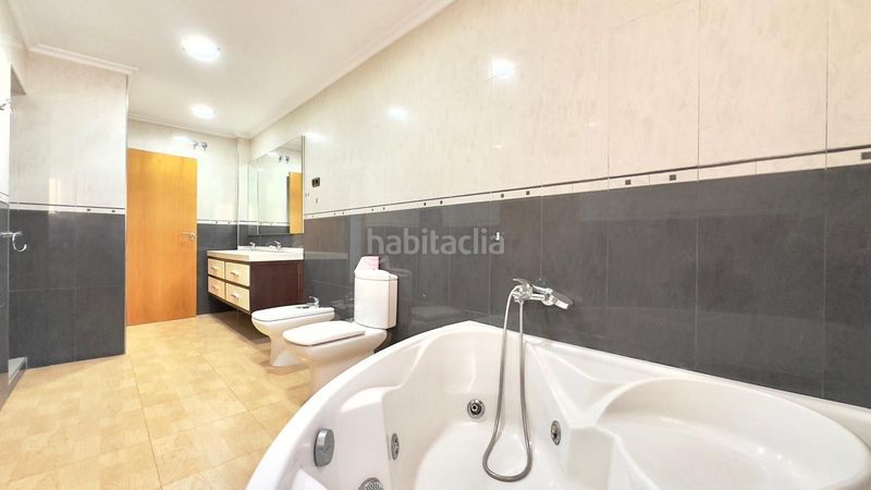 Foto d0d9d3ab-78a0-4e2b-8c4c-e3c9672e2920. Apartament a Antonio Machado Torrevieja