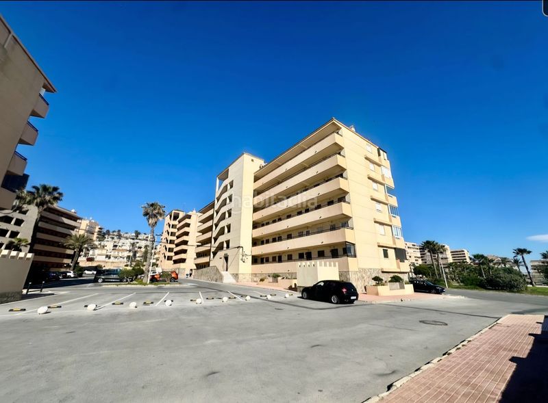 Foto 5f0f1761-f471-478e-bb18-20464e91938e. Apartament a Miramar - Torre del Moro Torrevieja