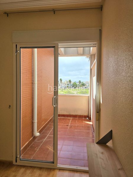 Foto d109a6dd-7040-4673-9681-5fd1e35d850e. Casa adossada amb piscina a Rojales