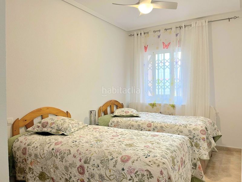Foto 6d6eb1aa-32b2-47bd-be49-ff24119003cb. Apartament amb piscina a Parque de las Naciones Torrevieja