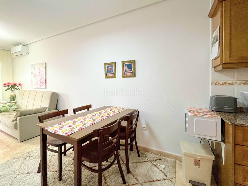 Foto bd7c3f39-3622-49d8-9870-64b393182038. Apartament amb piscina a Parque de las Naciones Torrevieja