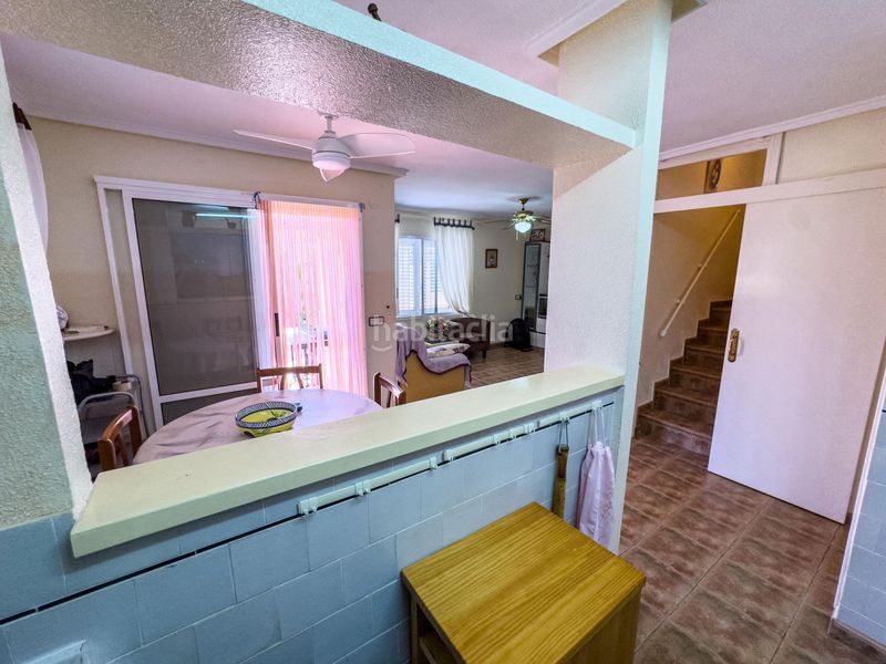 Foto 4c4e4230-2ace-4bd4-ae4c-f5319defad92. Casa adossada amb piscina a Zona los Frutales Torrevieja