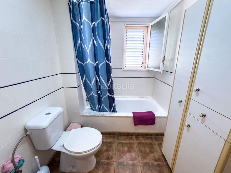 Foto f4c2eeb6-7651-4c83-85ca-5243566c59de. Casa adossada amb piscina a Zona los Frutales Torrevieja
