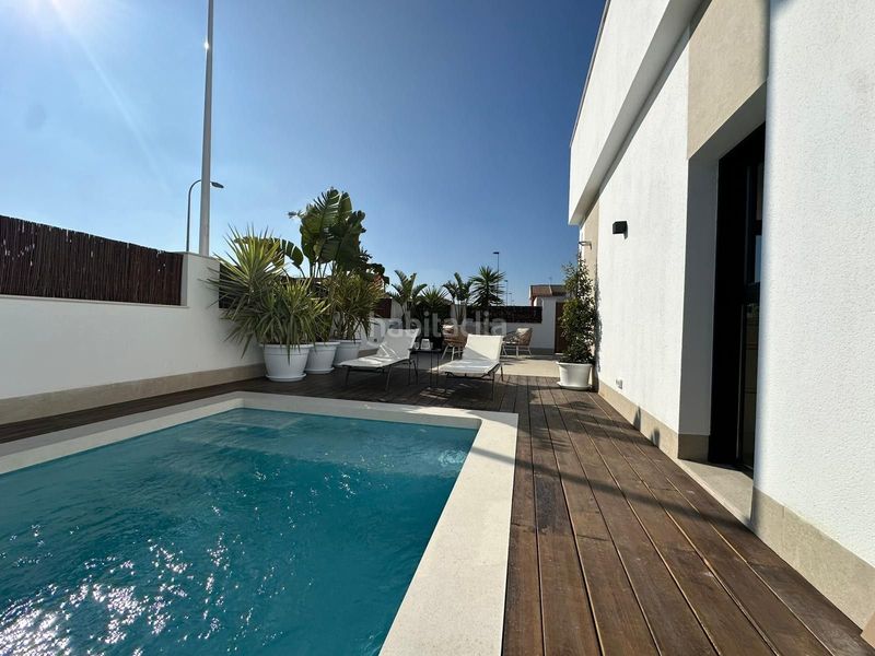 Foto f8dd4aa5-bf1c-4729-9489-575ccb469407. Casa en Santiago de La Ribera San Javier