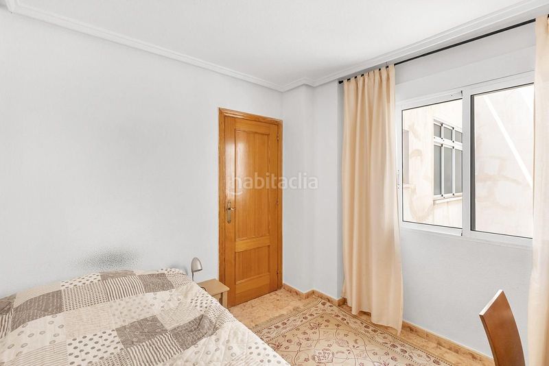 Foto ad55dd30-4f7e-427a-b399-c7e0193ca5d9. Àtic amb piscina a Las Piscinas Naturales Torrevieja