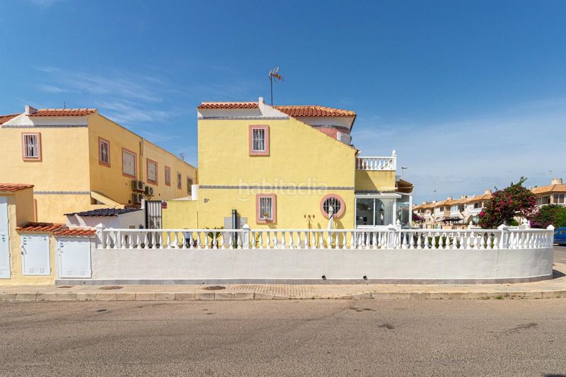 Foto 8535876a-1a19-43e3-80fa-568aa39f7fe4. Casa adossada amb calefacció piscina a La Regia Orihuela
