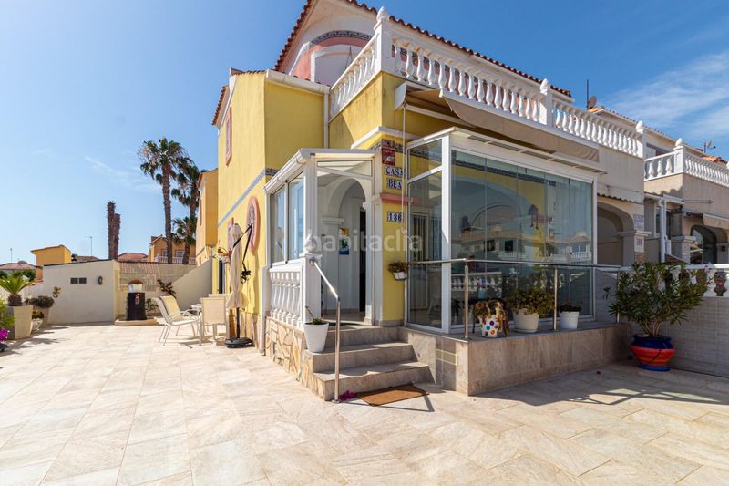 Foto b03ddd2c-a85b-4fbe-ad64-53b6a2da15ba. Casa adossada amb calefacció piscina a La Regia Orihuela