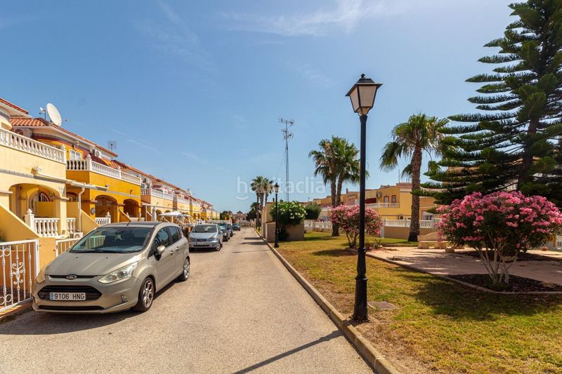 Foto b62cad28-b8f9-4924-a20e-70459ed44011. Casa adossada amb calefacció piscina a La Regia Orihuela
