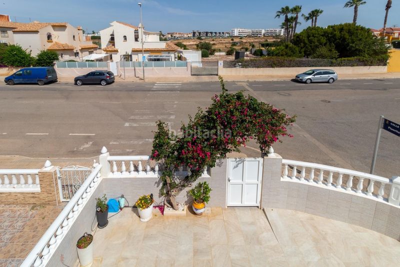 Foto d50858aa-d2ac-46df-bb9b-40181f1be10a. Casa adossada amb calefacció piscina a La Regia Orihuela
