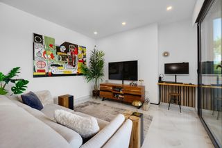 Apartment in La Florida. Apartamento con un magnífico interior moderno de tres dormitorio
