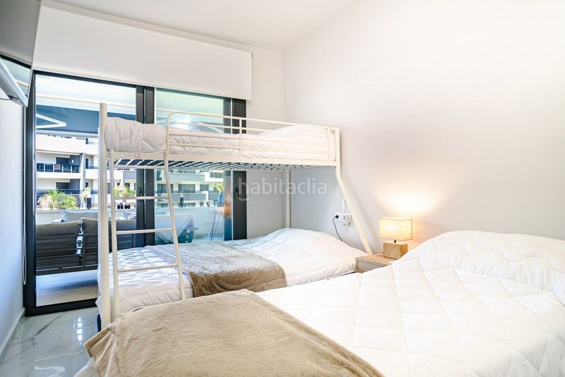 Foto 3adb2504-e14f-4869-bb80-c71d687ff1fa. Apartament amb piscina a Playa Flamenca Orihuela