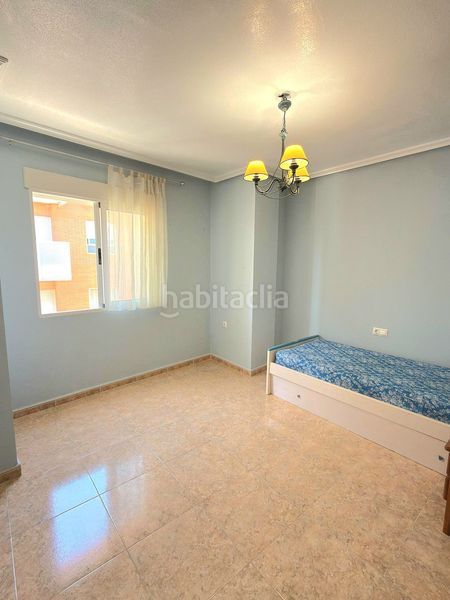 Foto 880ed8f3-bc85-45a6-a6c3-898abe6d3ea9. Apartament a Montesinos (Los)