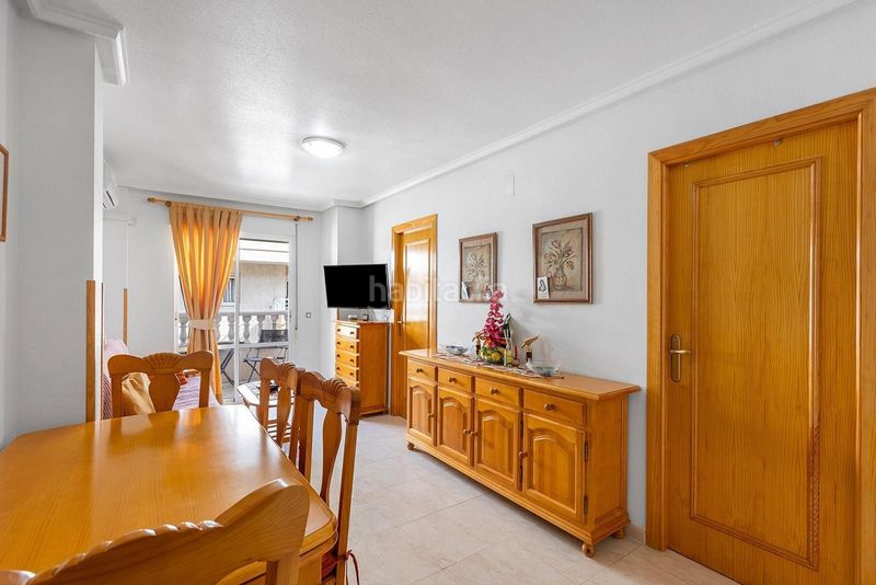 Foto 630da767-5a7d-48db-9ed8-5ccbb6957a7a. Apartament amb piscina a Antonio Machado Torrevieja