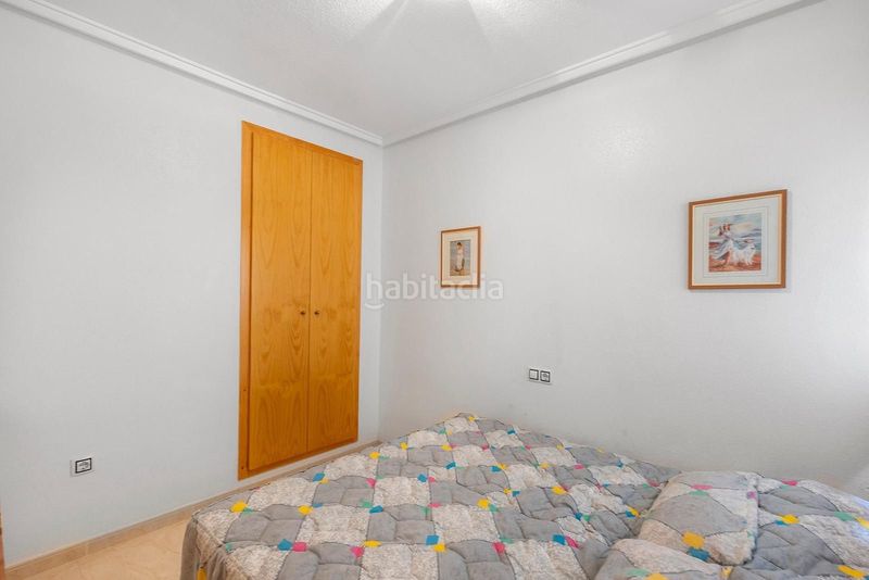 Foto c211b12a-afdc-4069-9abb-79015b14e815. Apartament amb piscina a Antonio Machado Torrevieja