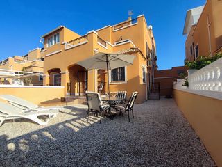 Casa adossada a Los Balcones y los Altos