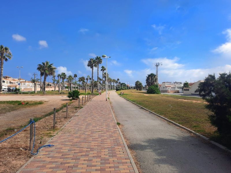 Foto a0581dd0-ca43-468c-946c-30593bf6a865. Casa amb piscina a Zona Carrefour - Urbanizaciones Torrevieja
