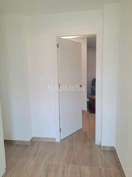 Foto ce26365c-755f-4018-a648-5e4b1e723018. Casa amb piscina a Zona Carrefour - Urbanizaciones Torrevieja