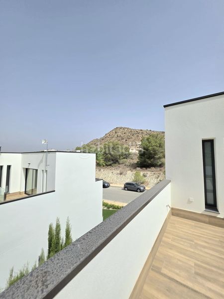 Foto 59e858d2-4813-4fce-a442-06760550add4. Xalet amb piscina a Monforte del Cid