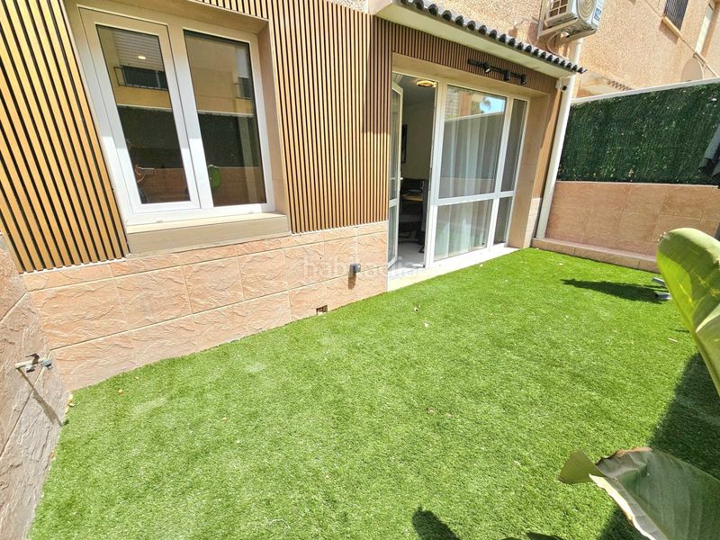 Foto 2e105310-cdcb-4f59-b8c0-d5da9662330d. Casa adossada amb calefacció a Los Europeos Torrevieja