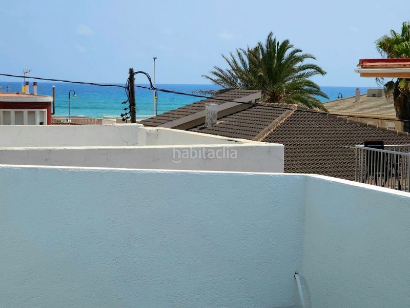 Foto bddbb676-bb05-45bd-b343-c96987460282. Casa adossada amb calefacció a Los Europeos Torrevieja