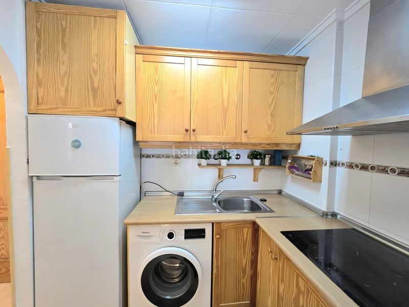 Foto 7b0bce0a-0b7e-4546-bf24-16182c964ce8. Apartament amb piscina a Antonio Machado Torrevieja