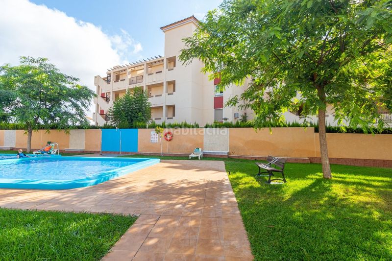 Foto 130eee55-8053-4906-9acf-4a56b9942fb6. Casa adossada amb calefacció piscina a La Florida Orihuela