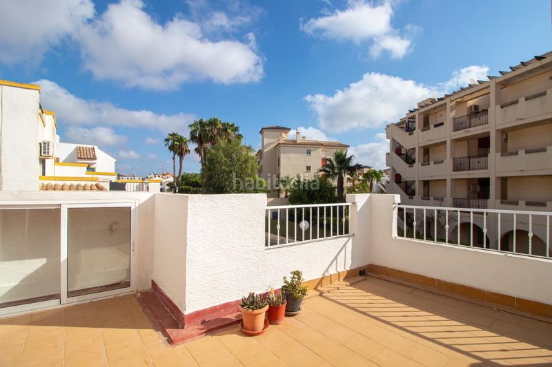 Foto 8869fb87-e18a-4409-9c5c-27c52a29c8f2. Casa adossada amb calefacció piscina a La Florida Orihuela