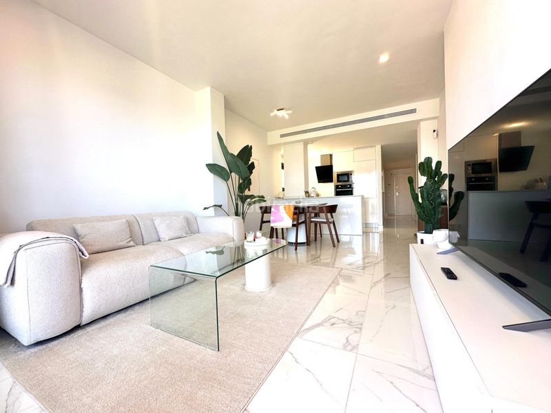 Foto 6a8333a0-2c8d-44ba-9f24-6396220ce4d7. Apartament amb piscina a La Florida Orihuela