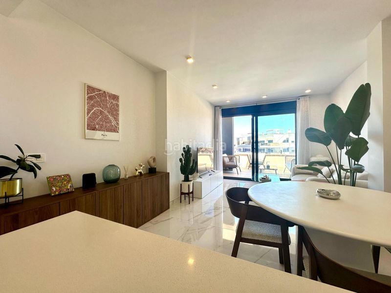Foto 8683cd79-e66d-4ee6-ab86-a1241827d0bf. Apartament amb piscina a La Florida Orihuela