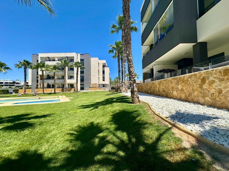 Foto f9c01987-2fe4-4579-9cc3-39b0da468975. Apartament amb piscina a La Florida Orihuela