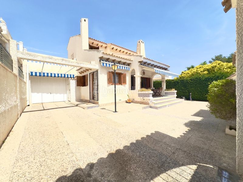 Foto b0ea4832-1bb2-4292-9f79-97444fc7bc28. Casa en La Zenia Orihuela