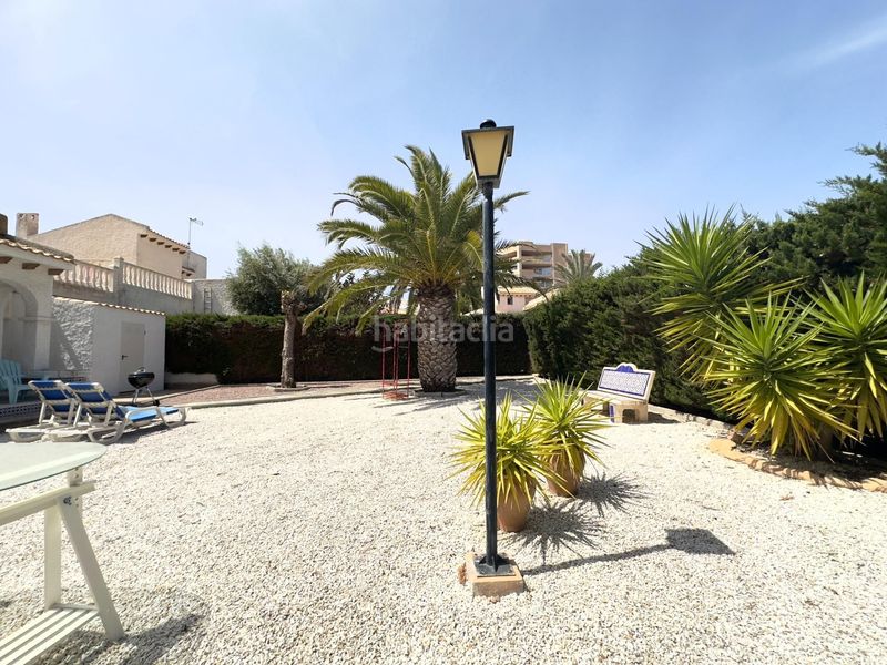 Foto bcfb7258-fa21-4fd9-bdff-0ce7ec2be653. Casa en La Zenia Orihuela