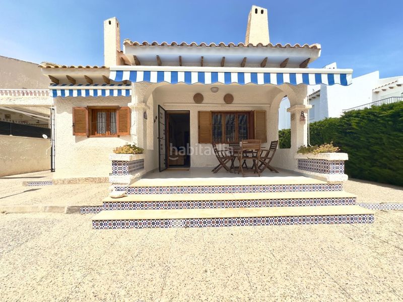 Foto f5a0f937-e97d-4abb-aa42-066da971760e. Casa en La Zenia Orihuela