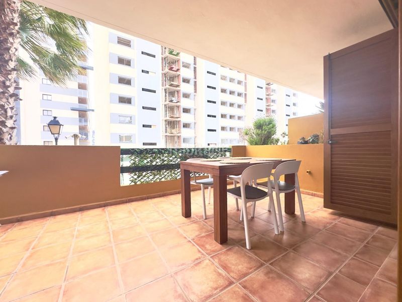 Foto e0f28d42-e079-4a41-9fde-a9f25a8ea607. Apartament amb calefacció piscina a Punta Prima Torrevieja