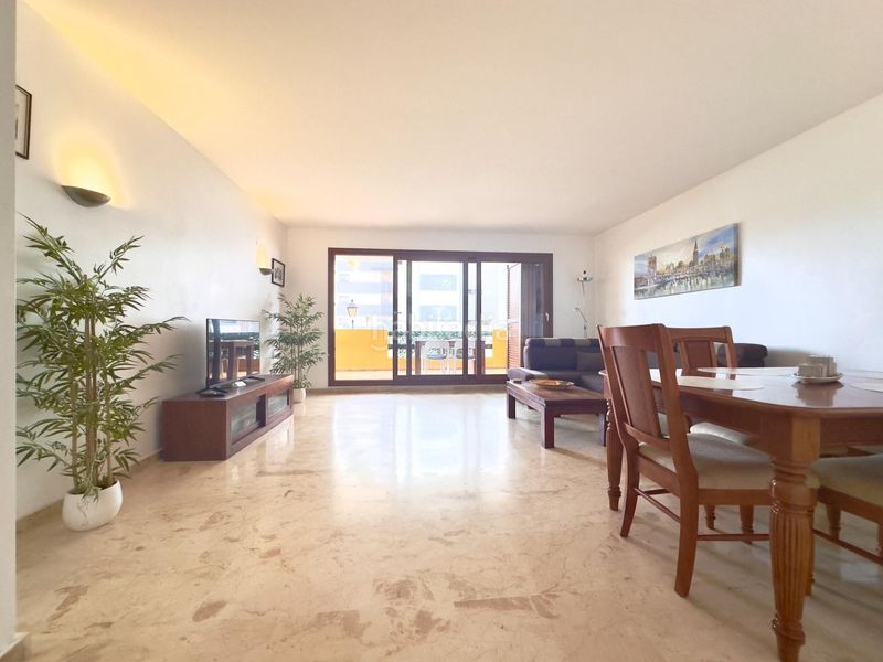 Foto 9d5f71b0-e49f-4d28-be0c-a317a64cf4b6. Apartamento en Punta Prima Torrevieja