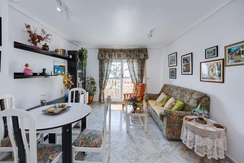 Foto 1c939ff5-a5b3-4a10-bc51-dabdf67b8ad7. Apartament amb piscina a Miramar - Torre del Moro Torrevieja