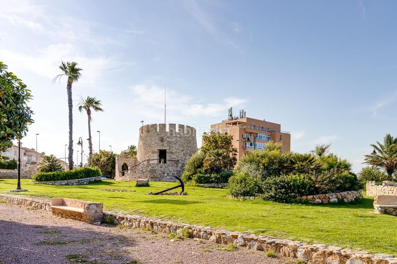 Foto 37141663-13f4-418f-93e6-674b99360bd8. Apartament amb piscina a Miramar - Torre del Moro Torrevieja